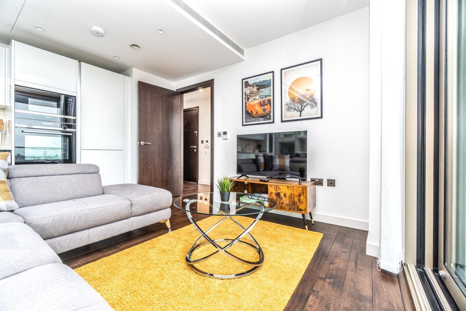 Apartment Stunning 2 Bedroom In Tower Hill