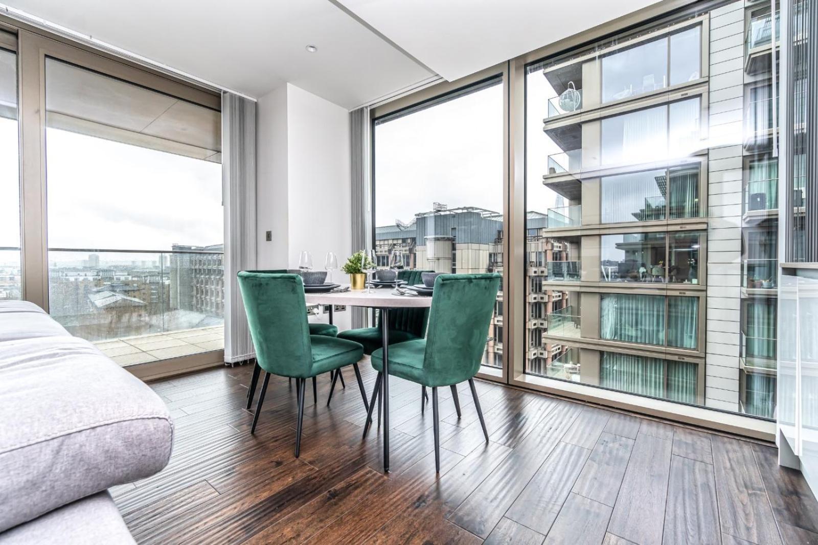 Apartment Stunning 2 Bedroom In Tower Hill *
