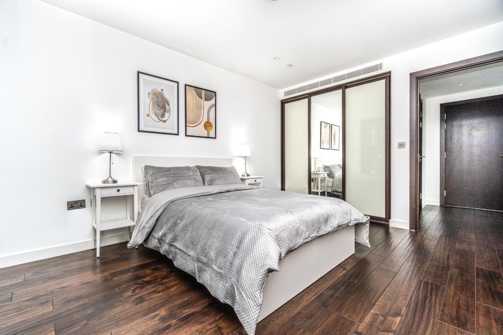 Apartment Stunning 2 Bedroom In Tower Hill London